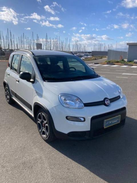Fiat Panda III 1.0 firefly hybrid City Life s&s 70cv - Immagine 9