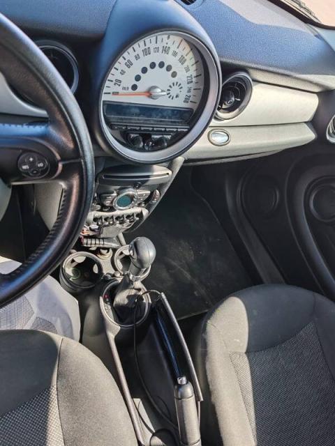 Mini Clubman 2.0 Cooper D auto - Immagine 3