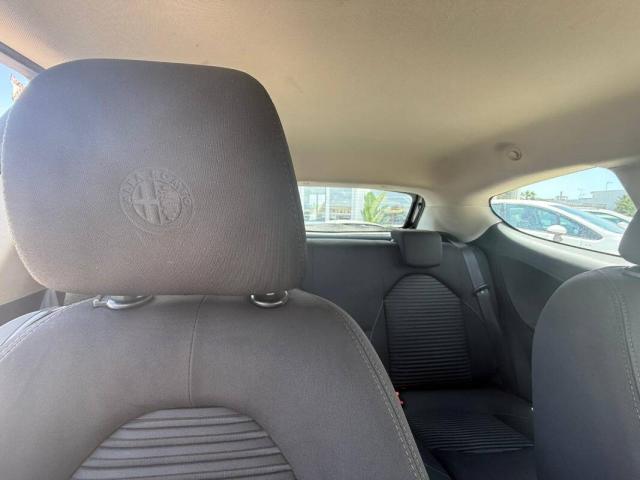 Alfa Romeo MiTo 1.3 jtdm(2) Distinctive s&s my11 - Immagine 2