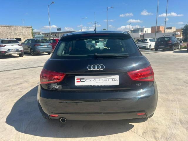 Audi A1 1.6 tdi Attraction 90cv - Immagine 1