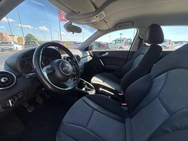 Audi A1 1.6 tdi Attraction 90cv - Immagine 5