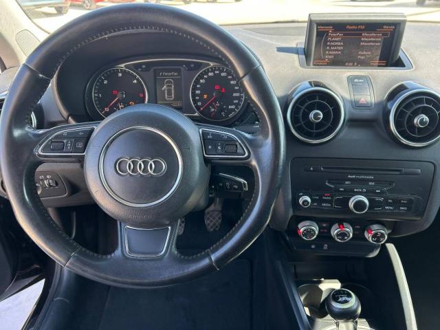 Audi A1 1.6 tdi Attraction 90cv - Immagine 12
