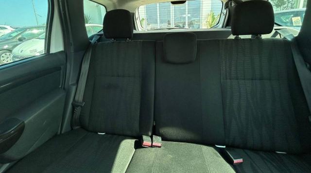 Dacia Duster 1.6 Laureate Gpl 4x2 110cv - Immagine 9