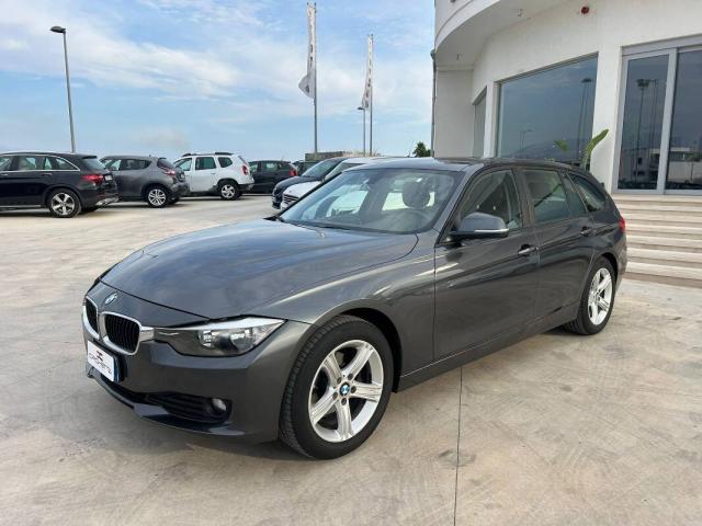BMW Serie 3 Touring 316d Business auto - Immagine 17