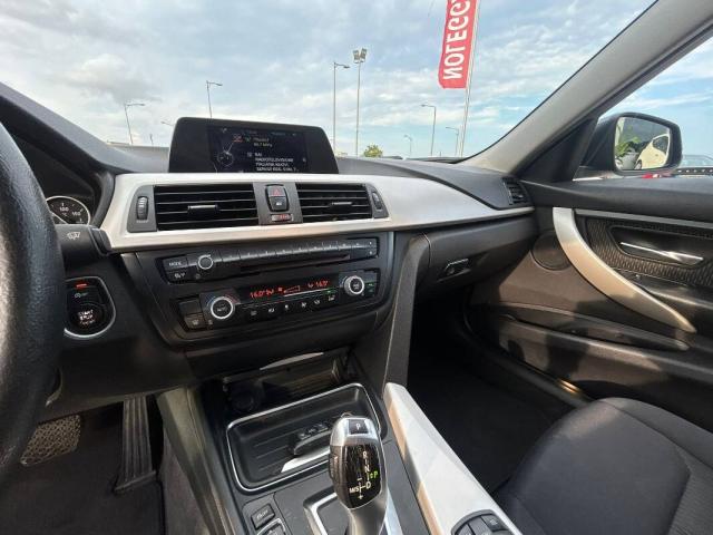 BMW Serie 3 Touring 316d Business auto - Immagine 19