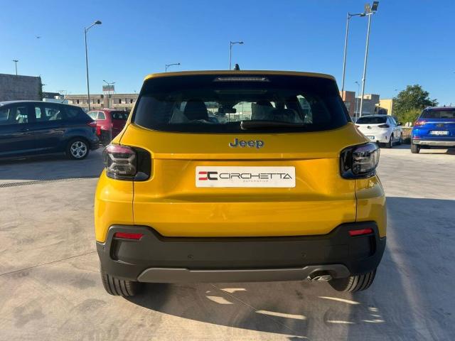 Jeep Avenger 1.2 t. e-hybr.mhev Longitude fwd 110cv edct6 - Immagine 3