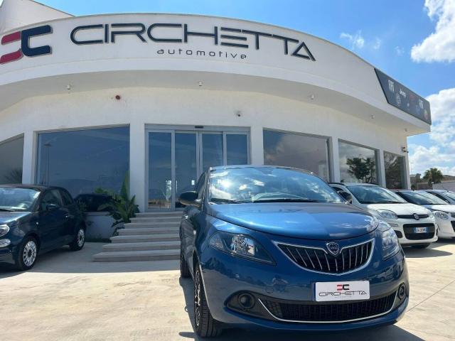 Lancia Ypsilon III 1.0 firefly hybrid Platino s&s 70cv - Immagine 4