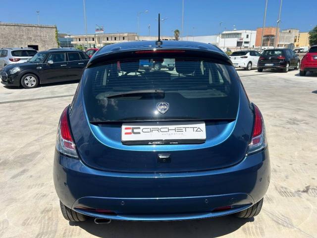 Lancia Ypsilon III 1.0 firefly hybrid Platino s&s 70cv - Immagine 21