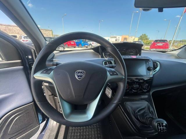 Lancia Ypsilon III 1.0 firefly hybrid Platino s&s 70cv - Immagine 12