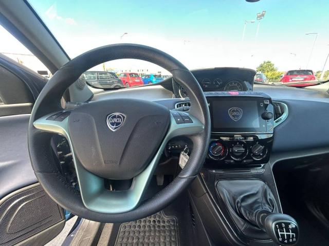 Lancia Ypsilon III 1.0 firefly hybrid Platino s&s 70cv - Immagine 5