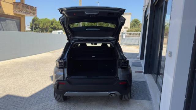 Jeep Avenger 1.2 turbo Summit fwd 100cv - Immagine 11