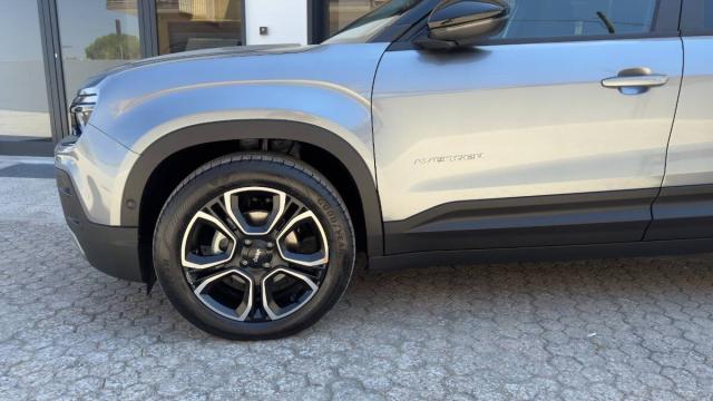 Jeep Avenger 1.2 turbo Summit fwd 100cv - Immagine 12