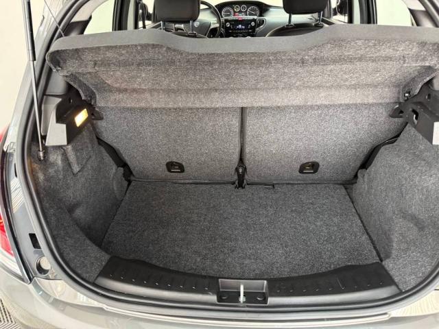 Lancia Ypsilon 1.2 8v 69cv Gold - Immagine 17