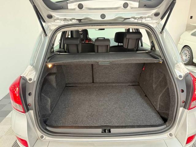 Renault Clio III 2009 Sportour Clio ST 1.2 tce Luxe 100cv - Immagine 11