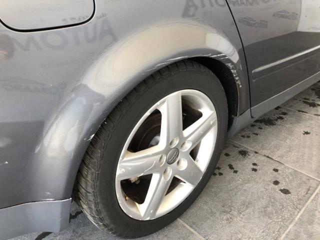 Audi A4 Avant Avant 2.5 V6 tdi quattro 180cv - Immagine 18