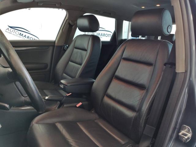 Audi A4 Avant Avant 2.5 V6 tdi quattro 180cv - Immagine 11