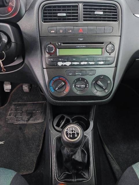 Fiat Punto Punto 1.2 Dynamic 65cv 3p - Immagine 18