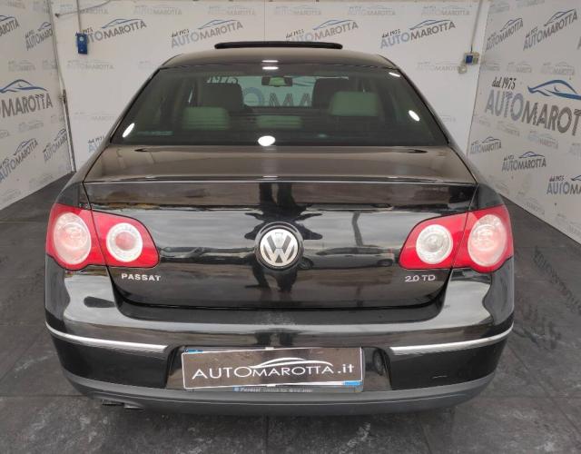 Volkswagen Passat 2.0 tdi Highline TAGLIANDI VW PELLE TETTO - Immagine 1