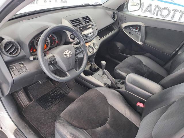 Toyota Rav4 2.2 d-4d Executive auto TAGLIANDI TOYOTA X EURO 8000! - Immagine 16