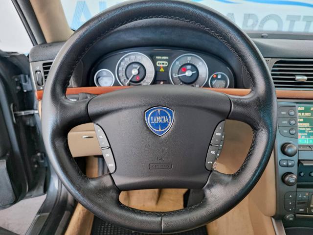 Lancia Thesis 2.4 jtd 20v Emblema 185cv auto - Immagine 17