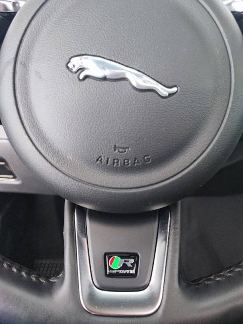 Jaguar XF 2.0d R-Sport 180cv auto *PROMO FINANZIAMENTO* - Immagine 10
