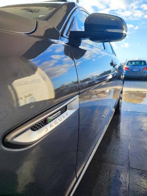 Jaguar XF 2.0d R-Sport 180cv auto *PROMO FINANZIAMENTO* - Immagine 7