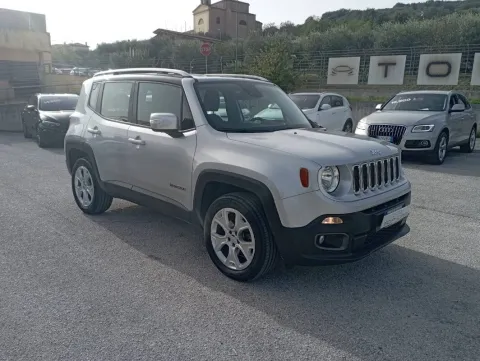 Jeep Renegade 2.0 mjt Limited 4wd 140cv auto - Immagine 2