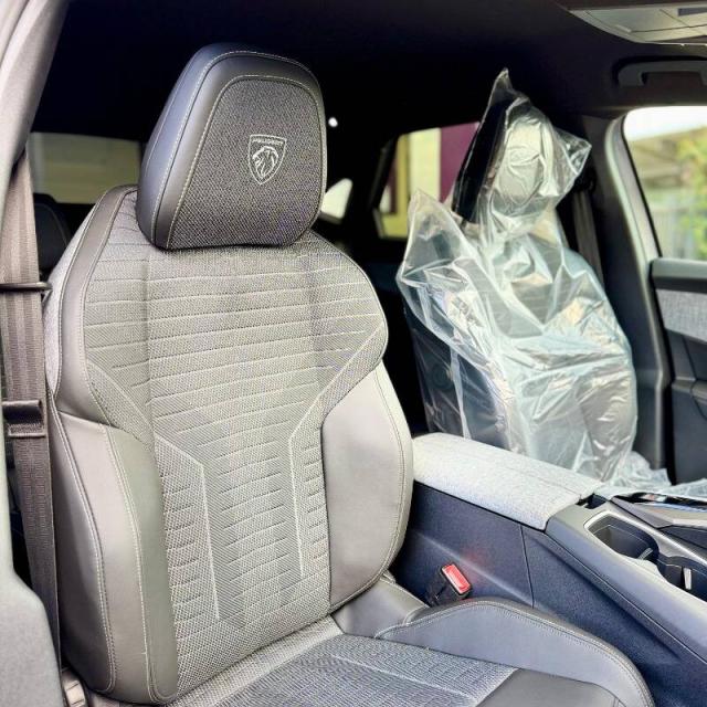Peugeot 3008 1.2 hybrid GT 136cv e-dcs6 TETTO APRIBILE! - Immagine 11