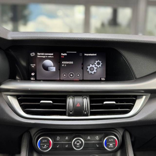 Alfa Romeo Stelvio 2.2 t Veloce Ti Q4 210cv auto - Immagine 11
