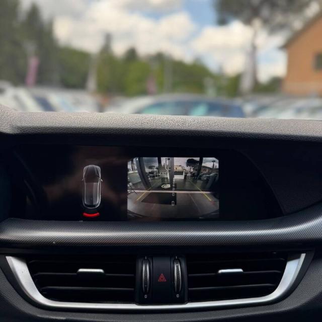 Alfa Romeo Stelvio 2.2 t Veloce Ti Q4 210cv auto - Immagine 2