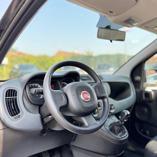 Fiat Panda III 1.0 firefly hybrid s&s 70cv chilometri zero! - Immagine 13