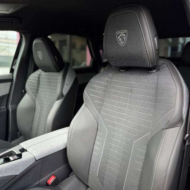 Peugeot 3008 1.2 hybrid GT 136cv e-dcs6 TETTO APRIBILE ! - Immagine 16