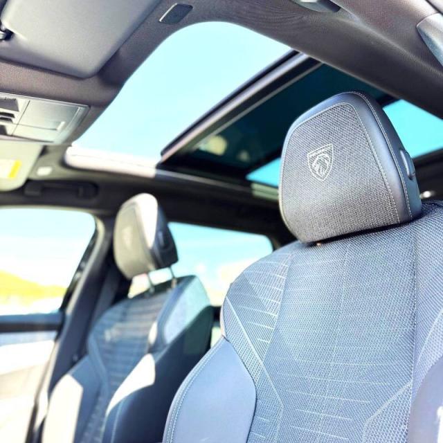 Peugeot 3008 1.2 hybrid GT 136cv e-dcs6 TETTO APRIBILE ! - Immagine 8