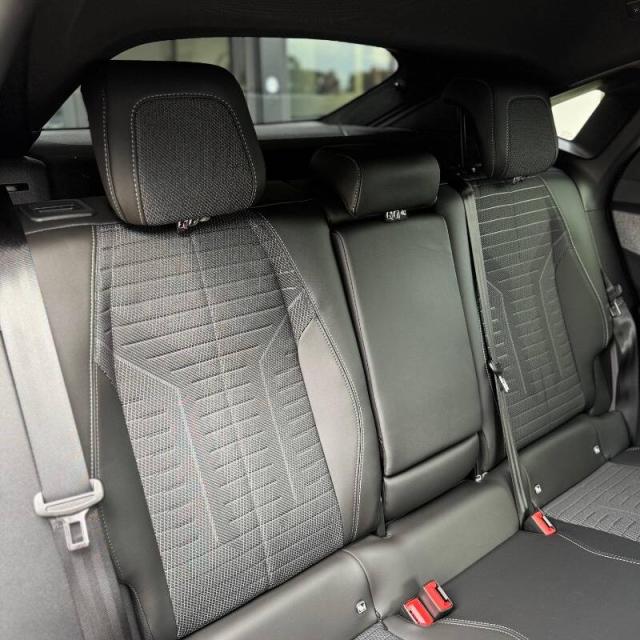 Peugeot 3008 1.2 hybrid GT 136cv e-dcs6 TETTO APRIBILE ! - Immagine 7
