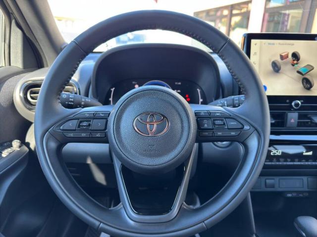Toyota Yaris Cross 1.5h Trend awd-i 130cv e-cvt - Immagine 16