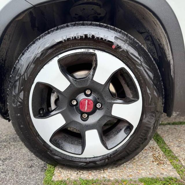 Fiat Panda Cross  1.0 firefly hybrid Cross s&s 70cv 5 posti - Immagine 17