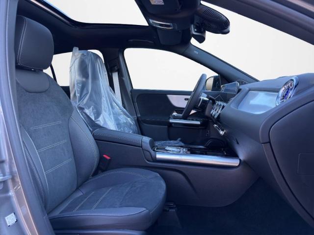 Mercedes Classe GLA 200 d AMG Line Premium auto - Immagine 16