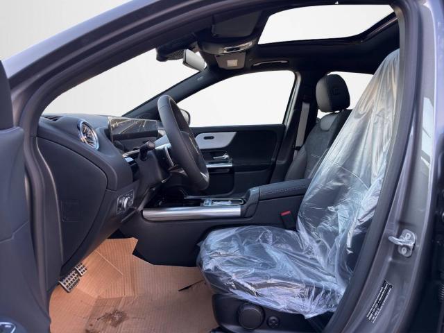 Mercedes Classe GLA 200 d AMG Line Premium auto - Immagine 8
