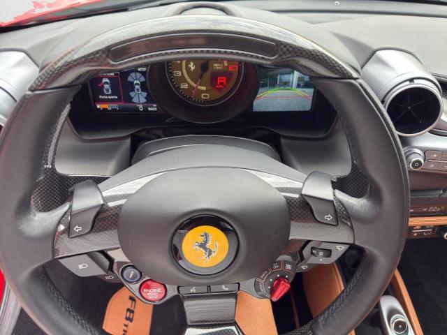 Ferrari F8 3.9 SOLLEVATORE FULL CARBON ITALIANA ! - Immagine 6
