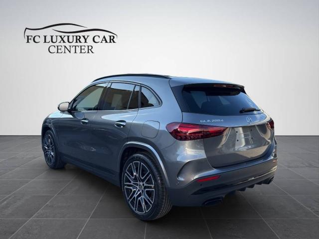 Mercedes Classe GLA 200 d AMG Line Premium auto - Immagine 9