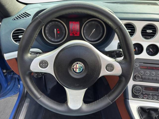 Alfa Romeo Spider 2.4 jtdm Exclusive - Immagine 18