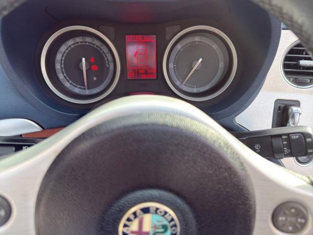 Alfa Romeo Spider 2.4 jtdm Exclusive - Immagine 5