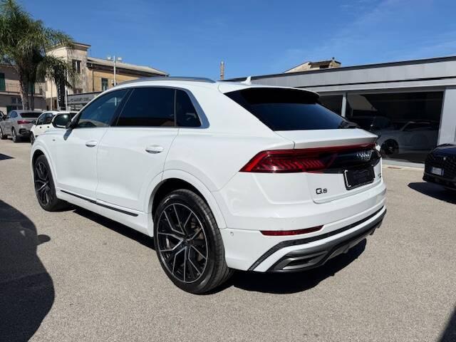 Audi Q8 3.0 286CV S LINE - Immagine 1