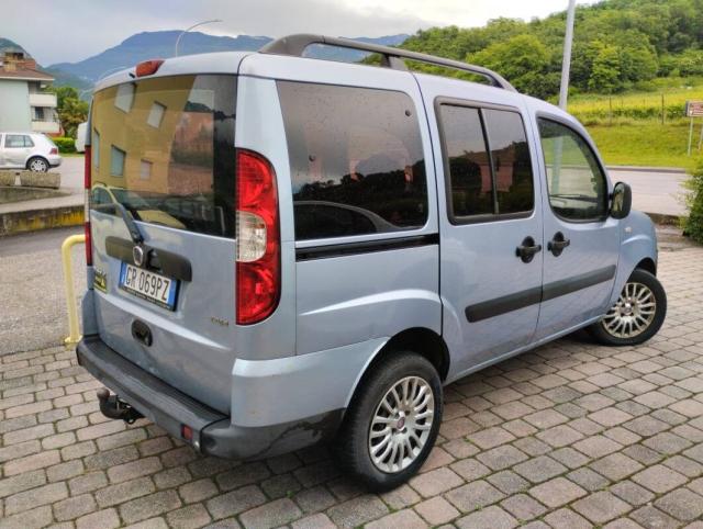 Fiat Doblò 1.9 mjt Family 120cv fap - Immagine 6