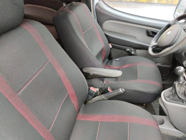 Fiat Doblò 1.9 mjt Family 120cv fap - Immagine 8
