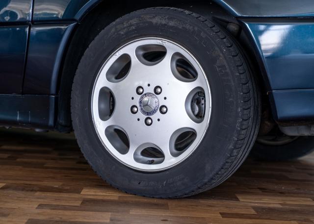 Mercedes Classe SL 300 24 - Immagine 6