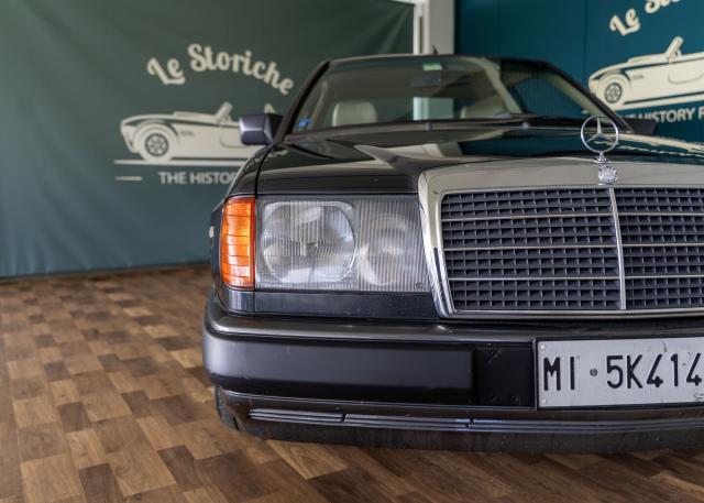Mercedes Classe E Coupè 300 CE - Immagine 4