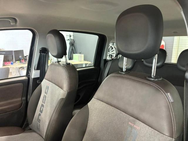 Fiat Panda 0.9 t.air t. 4x4 s&s 85cv my19 - Immagine 14