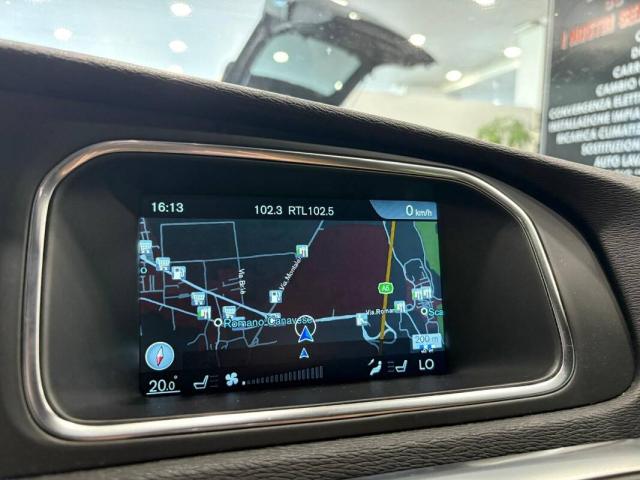 Volvo V40 Cross Country 2.0 t4 Summum awd geartronic - Immagine 7