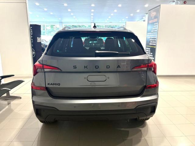 Skoda Kamiq 1.0 tsi Black Dots 95cv - Immagine 9